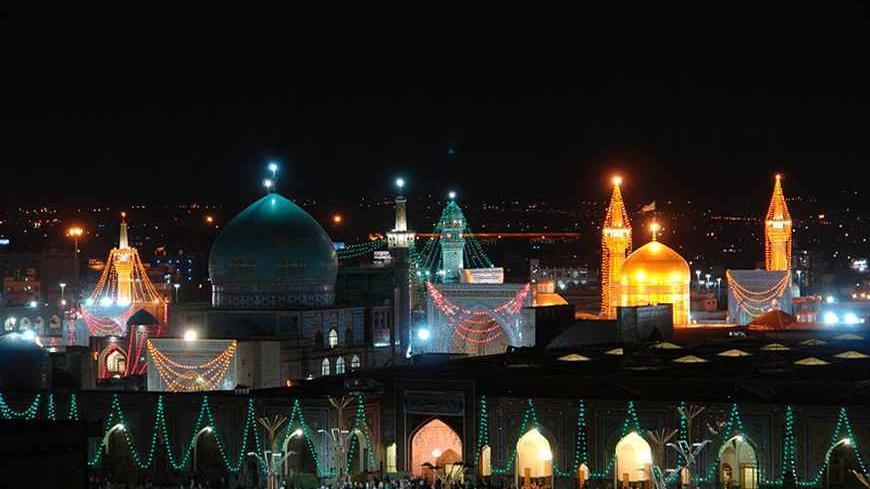 800px-Imam_Reza_shrine.jpg