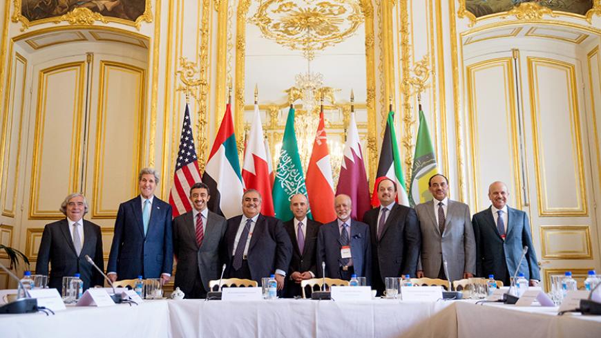 U.S. Secretary of State John Kerry (2nd L) poses for members of the media with foreign ministers of the Gulf Cooperation Council as they meet to discuss Middle East concerns about an emerging nuclear deal with Iran, at the Chief of Mission Residence in Paris, France, May 8, 2015. REUTERS/Andrew Harnik/Pool - RTX1C3NI