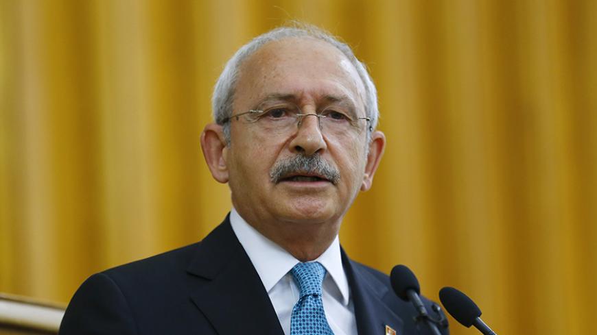 Main opposition Republican People's Party (CHP) leader Kemal Kilicdaroglu addresses his party MPs during a meeting at the Turkish parliament in Ankara, Turkey July 19, 2016. REUTERS/Umit Bektas  - RTSIOAW