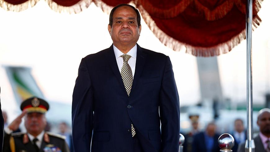 Egypt's President Abdel Fattah al-Sisi is received on his arrival at the Bole International Airport ahead of the 28th Ordinary Session of the Assembly of the Heads of State and the Government of the African Union in Ethiopia's capital Addis Ababa, January 29, 2017. REUTERS/Tiksa Negeri - RTSXXIN