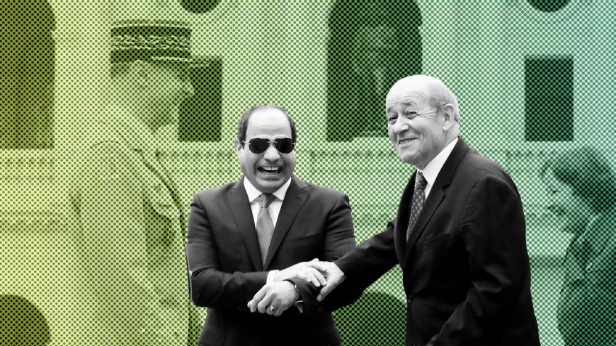Egyptian President Abdel Fattah al-Sisi (C) shares a laugh with French Foreign Affairs Minister Jean-Yves Le Drian (R) and French Army General Bruno Le Ray (L), military governor of Paris, in front of the statue of Napoleon in the courtyard at the Hotel des Invalides in Paris, France, October 24, 2017. REUTERS/Charles Platiau - RC1FF2C305B0