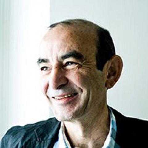 Raja SHEHADEH, écrivain.
Paris, le 3 juin 2011.
Frédéric STUCIN/M.Y.O.P.