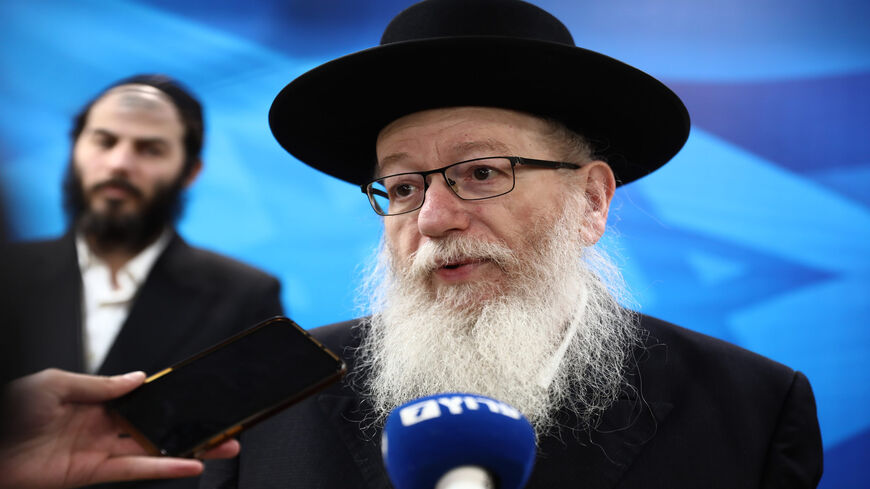Israeli Health Minister Yaakov Litzman gives a statement ahead of the weekly Cabinet meeting, Jerusalem, Feb. 16, 2020.