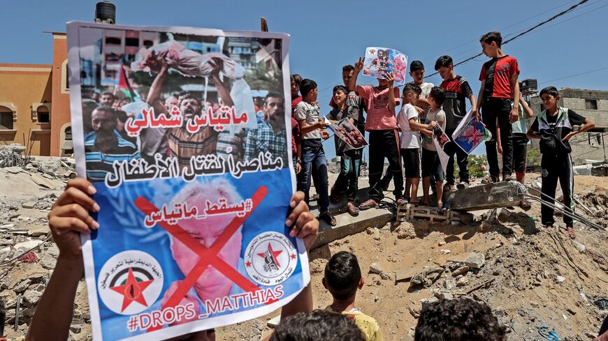 Palestinian children protest Matthias