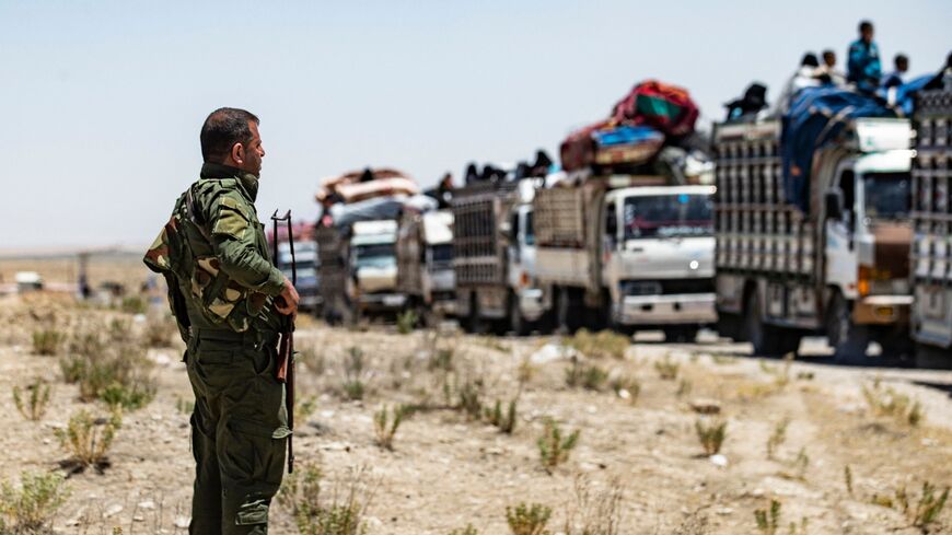 Families leave al-Hol camp