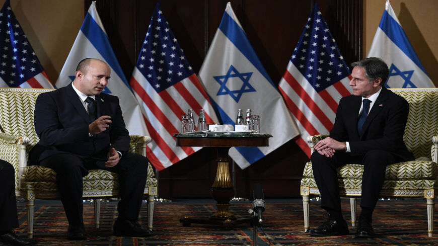 US Secretary of State Antony Blinken (R) meets with Israeli Prime Minister Naftali Bennett at the Willard Hotel, Washington, Aug. 25, 2021.