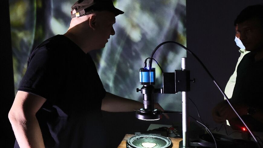 Bird song, insects chirping, the sound of wind over sand dunes -- all these form part of what Qatar-based Frenchman Guillaume Rousere calls his "sound art" 