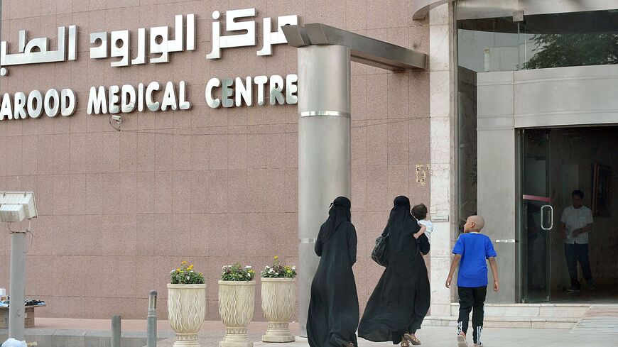 A Saudi family arrive at a hospital in the center of the capital Riyadh, on May 14, 2013.
