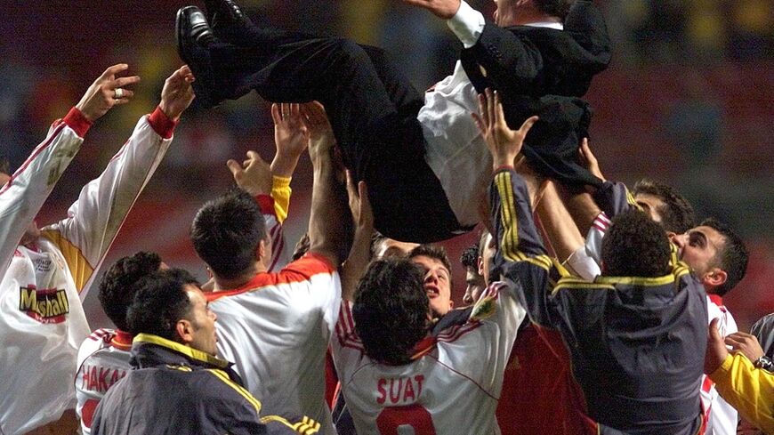 Legendary Turkish coach Fatih Terim led Galatasaray to UEFA Cup glory in 2000