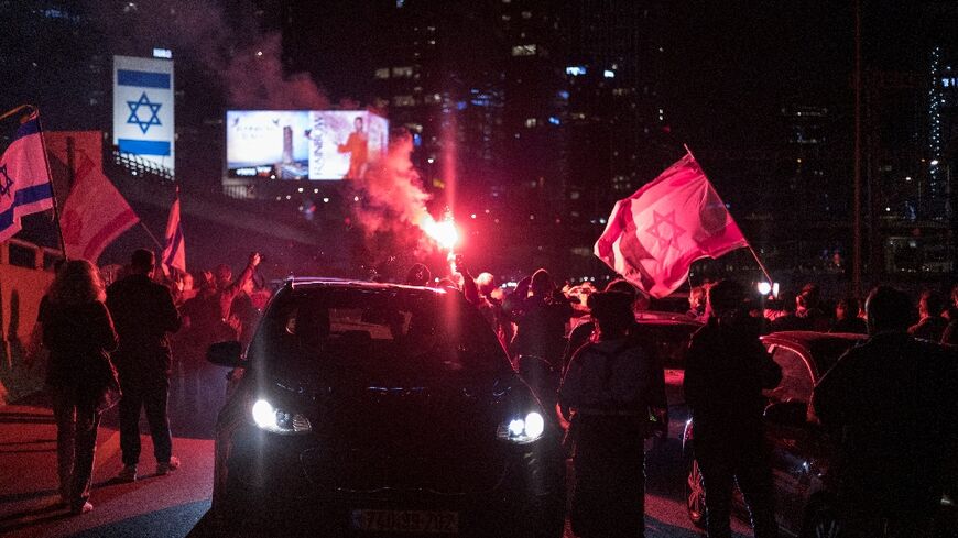 Israeli anti-war protesters in Tel Aviv