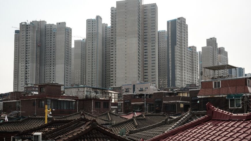 The buildings sector consumes 32% of the world's energy and contributes 34% of CO2 emissions 