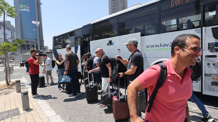Transport Minister Miri Regev has said that between 100,000 and 150,000 Israelis have been stranded abroad.