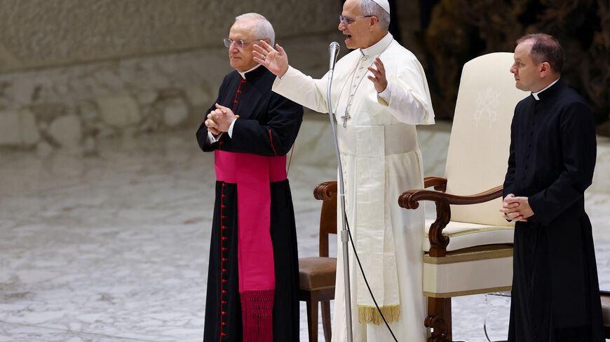 Pope Leo XIV holds general audience in the Paul VI hall at the Vatican, August 20, 2025. REUTERS/Ciro De Luca