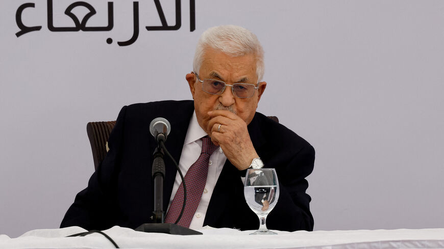FILE PHOTO: Palestinian President Mahmoud Abbas looks on as he visits the Istishari Cancer Center in Ramallah, in the Israeli-occupied West Bank, May 14, 2025. REUTERS/Mohammed Torokman/File Photo