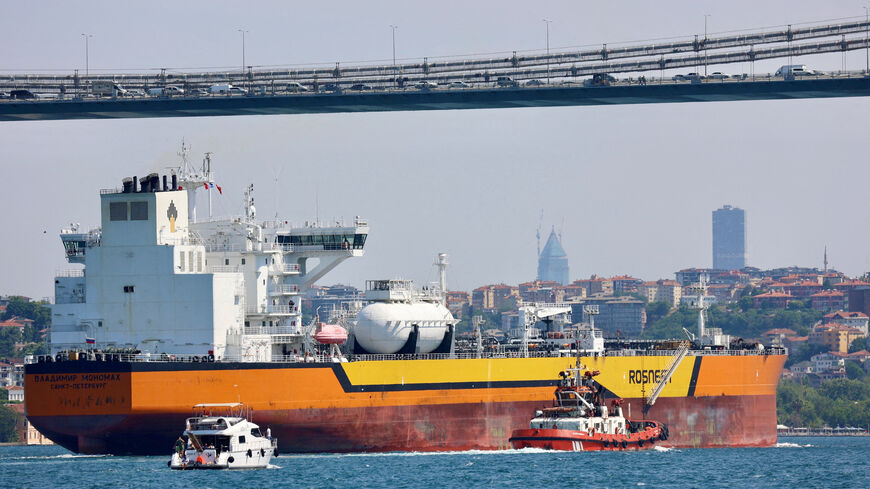 FILE PHOTO: Rosneft's Russian-flagged crude oil tanker Vladimir Monomakh transits the Bosphorus in Istanbul, Turkey, July 6, 2023. REUTERS/Yoruk Isik//File Photo
