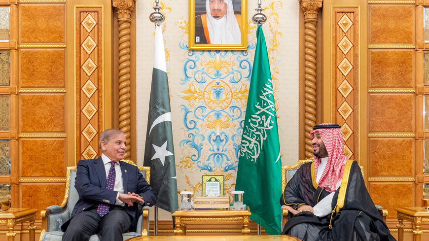 FILE PHOTO: Saudi Crown Prince Mohammed bin Salman receives Pakistan Prime Minister Shehbaz Sharif in Riyadh, Saudi Arabia, October 29, 2024. Saudi Press Agency/Handout via REUTERS/File Photo