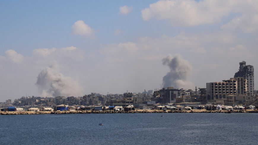 Smoke rises following Israeli strikes during a military operation, in Gaza City, September 18, 2025. REUTERS/Ebrahim Hajjaj