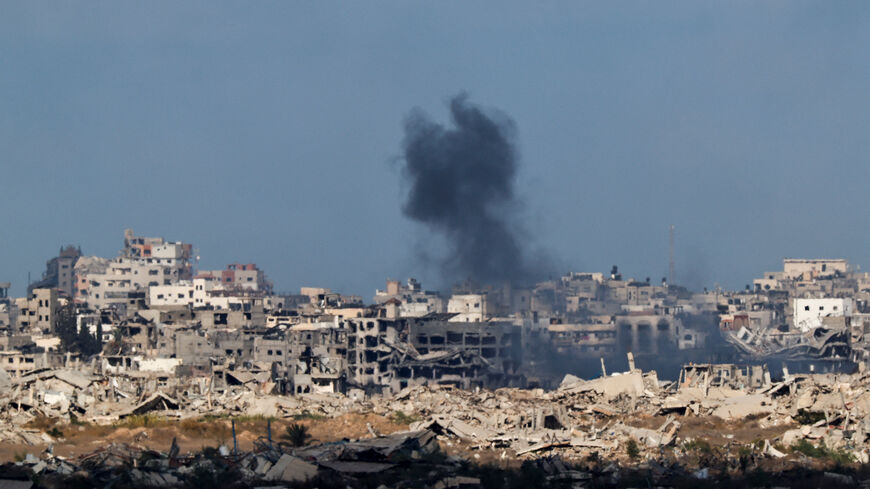Smoke rises from Gaza after an explosion, as seen from the Israeli side of the border with Gaza, October 6, 2025. REUTERS/Amir Cohen