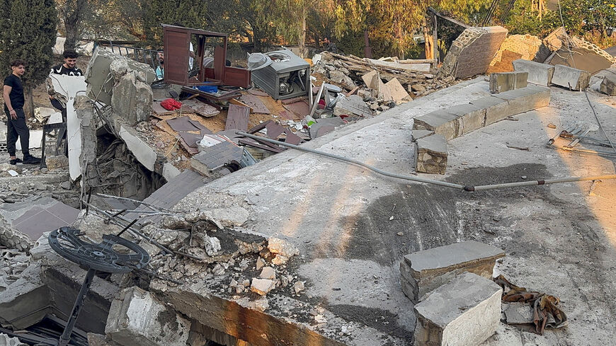 A view of rubble at a damaged site after Israeli strikes following Israeli military's evacuation orders, in Chehour, southern Lebanon November 19, 2025. REUTERS/Ali Hankir