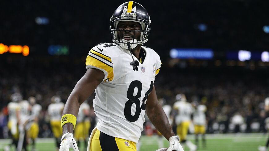 Antonio Brown #84 of the Pittsburgh Steelers celebrates a touchdown during the second half against the New Orleans Saints at the Mercedes-Benz Superdome on Dec. 23, 2018 in New Orleans, Louisiana. 
