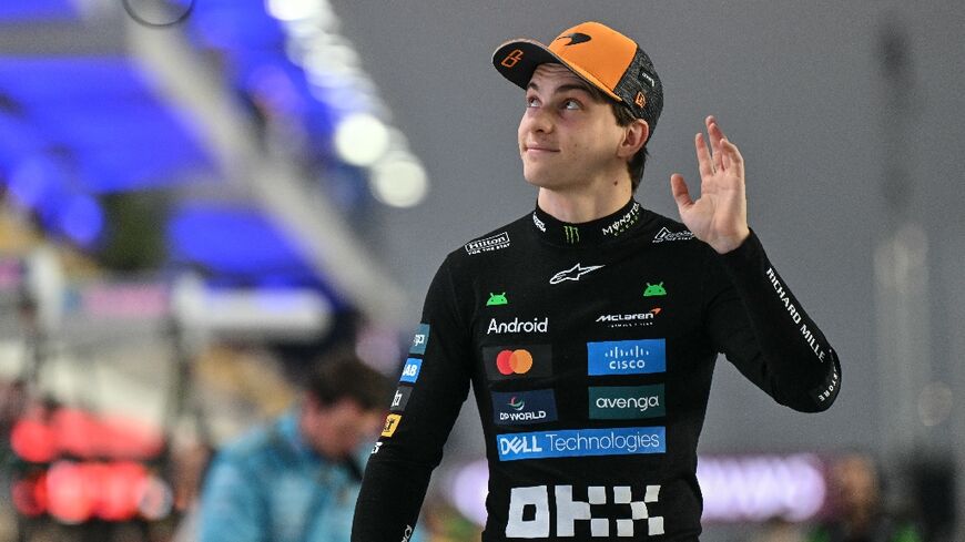 Oscar Piastri kept his title hopes alive winning the sprint in Qatar
