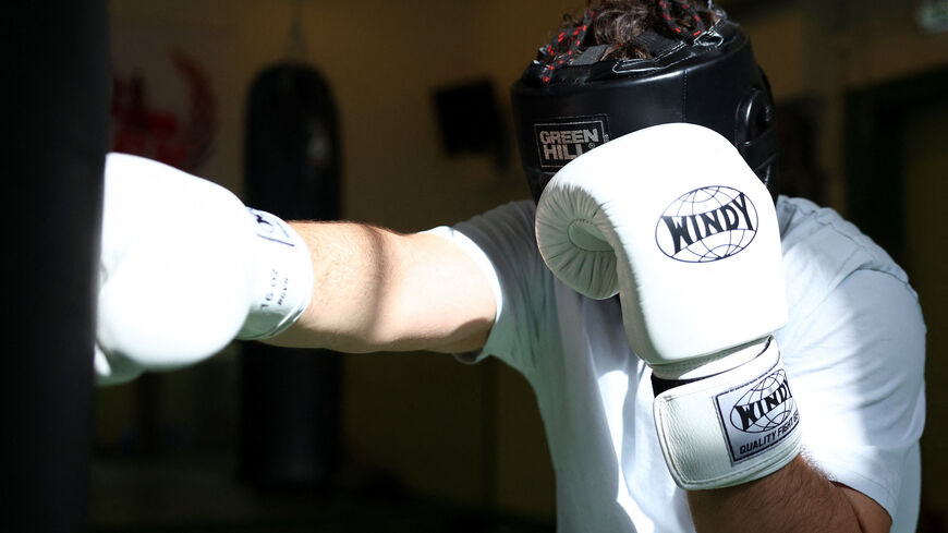 Mohamad (20), a Syrian refugee, takes boxing classes in Amsterdam, Netherlands, March 28, 2026. REUTERS/Piroschka van de Wouw