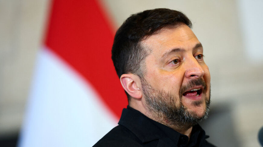 FILE PHOTO; Ukraine's President Volodymyr Zelenskiy attends a press conference with Dutch Prime Minister Rob Jetten (not pictured), after the Four Freedoms Awards ceremony, in Middelburg, Netherlands, April 16, 2026. REUTERS/Piroschka van de Wouw/File Photo