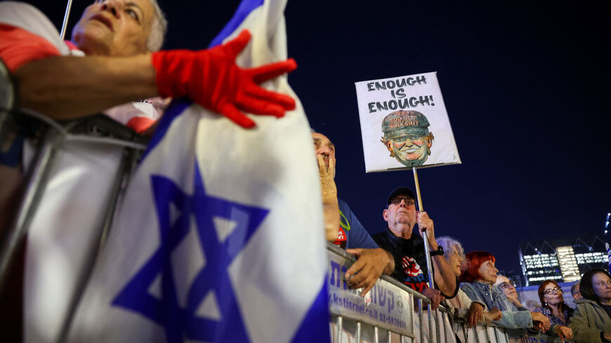 People protest against Israeli Prime Minister Benjamin Netanyahu and his government in Tel Aviv, Israel, April 25, 2026. REUTERS/Florion Goga