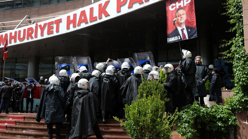 Turkish riot police enter the headquarters of the main opposition Republican People’s Party (CHP) to evict its ousted leadership, after authorities ordered enforcement of a court ruling removing the party’s leadership from the building, in Ankara, Turkey, May 24, 2026. REUTERS/Efekan Akyuz