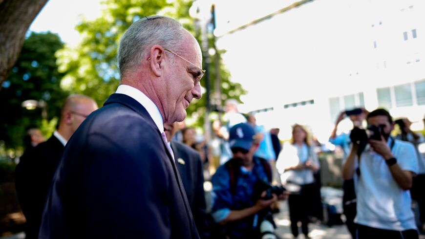 Andrew Harnik/Getty Images