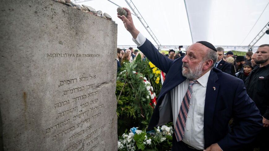 Chief Rabbi of Poland Michael Schudrich called for unity as demonstrations carried on outdoors