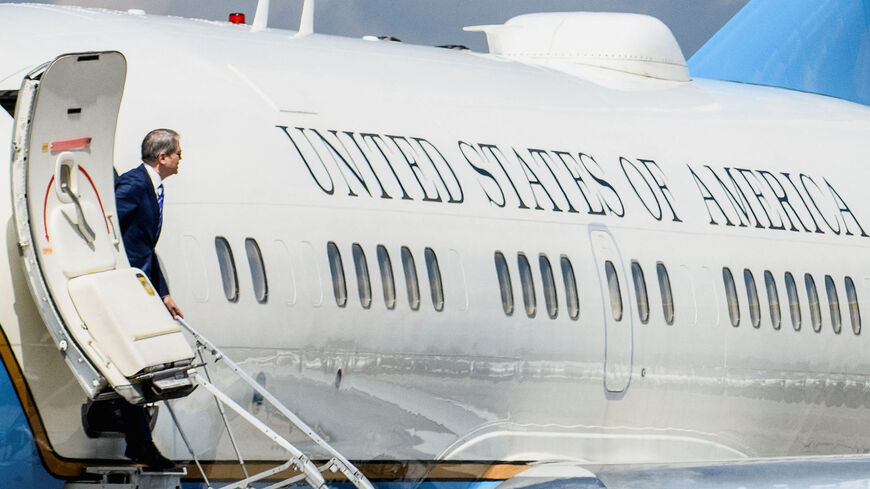 Treasury Secretary Scott Bessent arrives in Asheville before finance ministers and central bank governors from G20 countries meet in Asheville, North Carolina, U.S., August 30, 2026. REUTERS/Melissa S. Gerrits