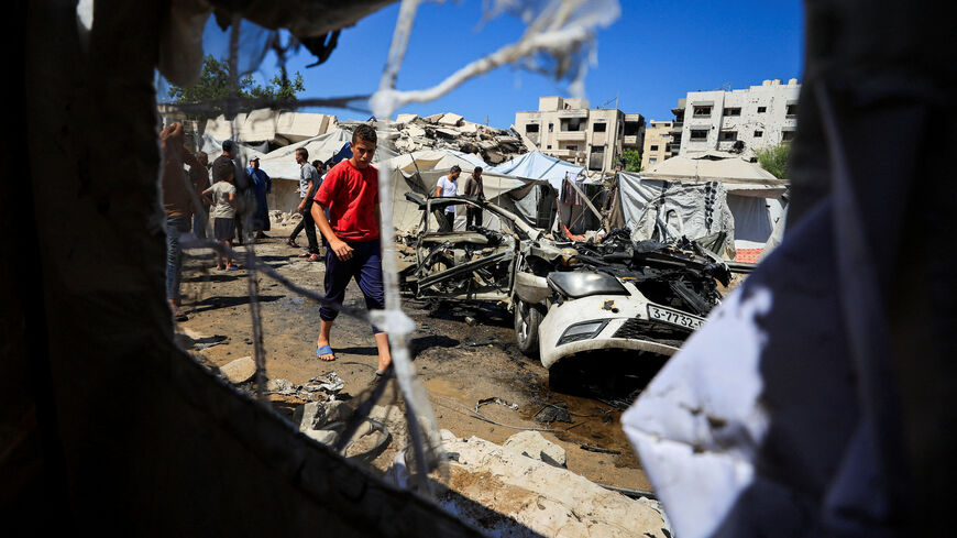 Palestinians gather at the site of Israeli strikes and gunfire in Gaza City, September 1, 2026. REUTERS/Dawoud Abu Alkas