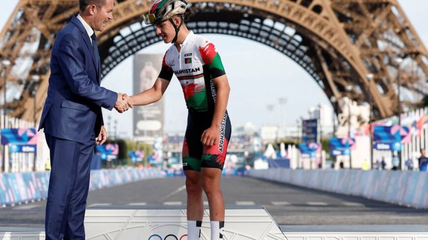 Road Cycling - Women's Road Race Victory Ceremony