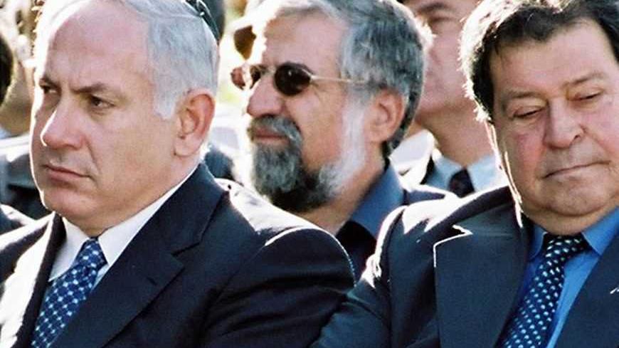 Israeli Foreign Minister Benjamin Netanyahu (L), Haif Mayor Amram
Mitzna (C) and Labour party chairman Binyamin Ben-Eliezer attend a
funeral ceremony for former Israeli Foreign Minister Abba Eban in
Herzliya November 18, 2002. Mitzner and Ben-Eliezer will run as
candidates as the Labour party votes for it next leader tomorrow.
REUTERS/Ofer Vaknin

RKR - RTRE13S