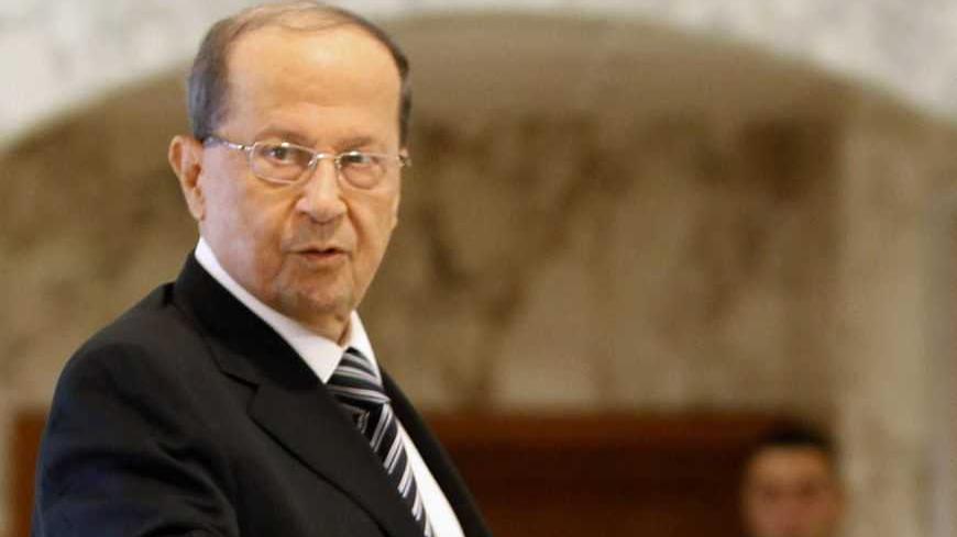 Lebanese Christian leader Michel Aoun arrives at the Presidential Palace in Baabda, near Beirut, to attend a new session of the national dialogue, June 11, 2012. Lebanese politicians held a National Dialogue meeting aimed at resolving deep rifts which have been exacerbated by the unrest in neighbouring Syria and have spilled over into unrest inside Lebanon. The last such meeting was held 18 months ago, before the Syrian uprising erupted.  REUTERS/Mohamed Azakir (LEBANON - Tags: POLITICS) - RTR33FHE