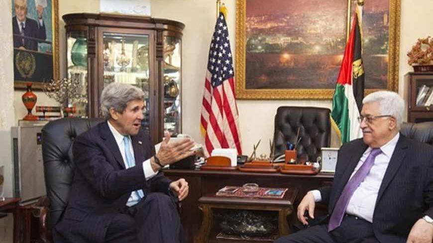 U.S. Secretary of State John Kerry (L) meets with Palestinian President Mahmoud Abbas in Amman, Jordan June 29, 2013. REUTERS/Jacquelyn Martin/Pool  (JORDAN - Tags: POLITICS) - RTX115LD