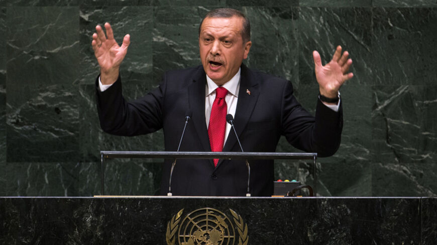 Turkey's President Recep Tayyip Erdogan addresses the 69th United Nations General Assembly at the UN headquarters in New York, September 24, 2014. REUTERS/Lucas Jackson (UNITED STATES - Tags: POLITICS) - RTR47KQZ