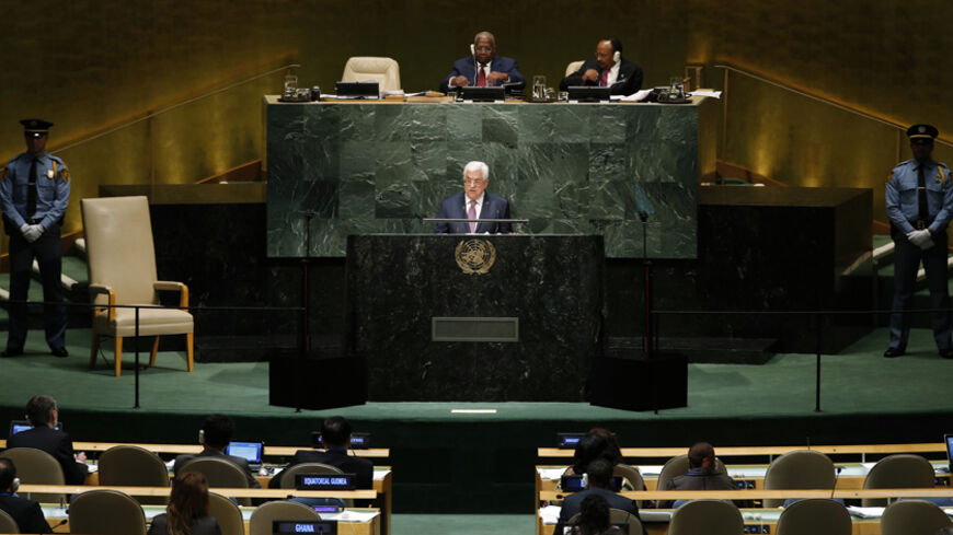 Palestinian President Mahmoud Abbas (C) addresses the 69th United Nations General Assembly at United Nations Headquarters in New York, September 26, 2014.  REUTERS/Mike Segar   (UNITED STATES - Tags: POLITICS) - RTR47UMH