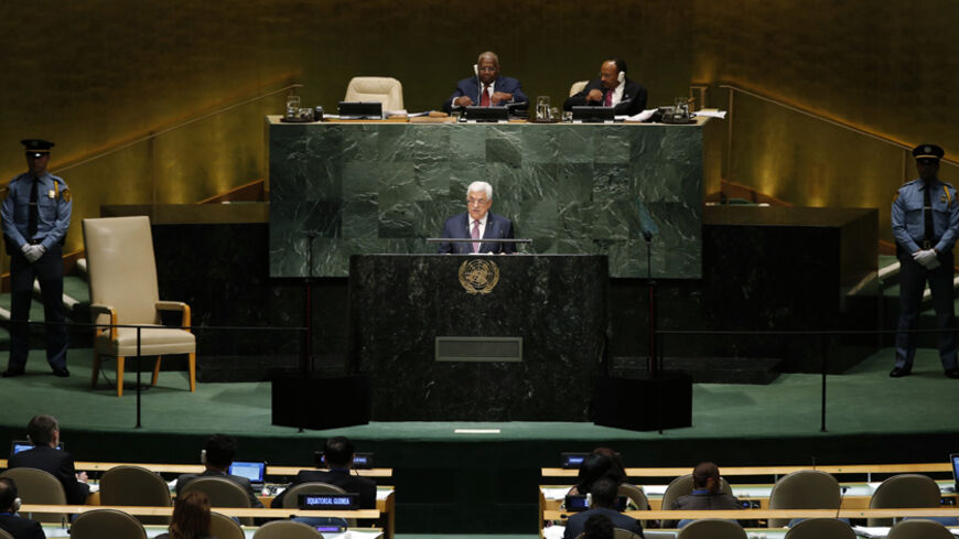 Palestinian President Mahmoud Abbas (C) addresses the 69th United Nations General Assembly at United Nations Headquarters in New York, September 26, 2014.  REUTERS/Mike Segar   (UNITED STATES - Tags: POLITICS) - RTR47UMH