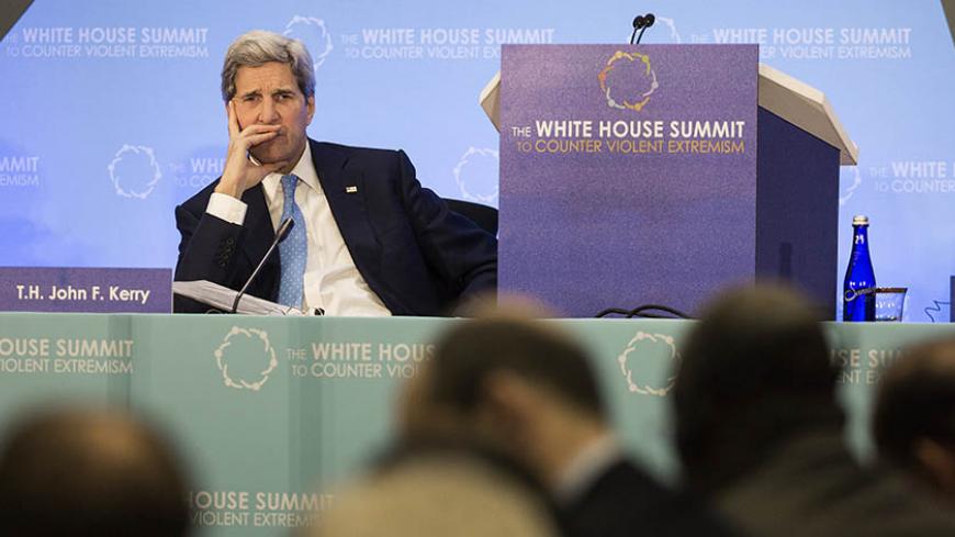 U.S. Secretary of State John Kerry listens during the White House Summit on Countering Violent Extremism at the State Department in Washington February 19, 2015.      REUTERS/Joshua Roberts    (UNITED STATES - Tags: POLITICS CRIME LAW RELIGION CIVIL UNREST) - RTR4QA6N