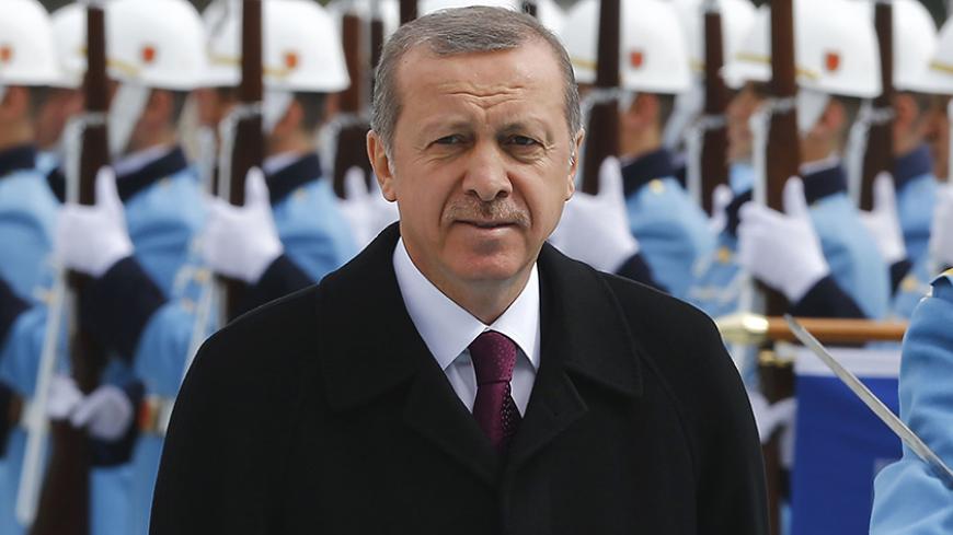 Turkey's President Tayyip Erdogan arrives for a welcoming ceremony at the Presidential Palace in Ankara, March 3, 2015. REUTERS/Umit Bektas (TURKEY - Tags: POLITICS) - RTR4RUU4