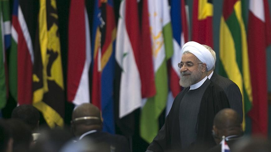 Iran's President Hassan Rouhani  arrives to attend the closing statement for the Asian-African Conference in Jakarta April 23, 2015. 
REUTERS/Darren Whiteside - RTX19YAE