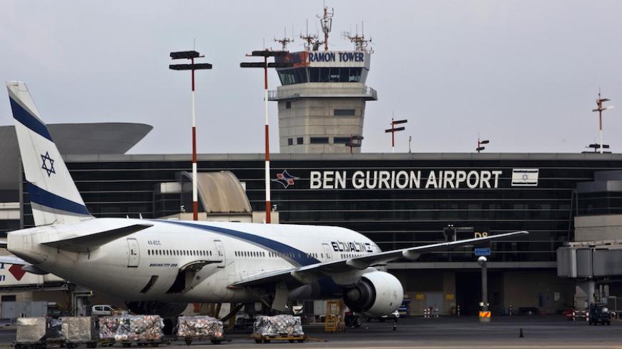 An EL AL Boeing 777 aircraft is seen at Ben Gurion International Airport near Tel Aviv July 14, 2015.  REUTERS/Nir Elias  - RTX1K9K6