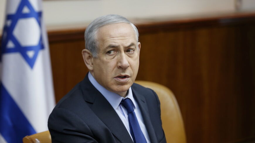 Israeli Prime Minister Benjamin Netanyahu attends the weekly cabinet meeting in Jerusalem December 13, 2015. REUTERS/Baz Ratner - RTX1YGCE