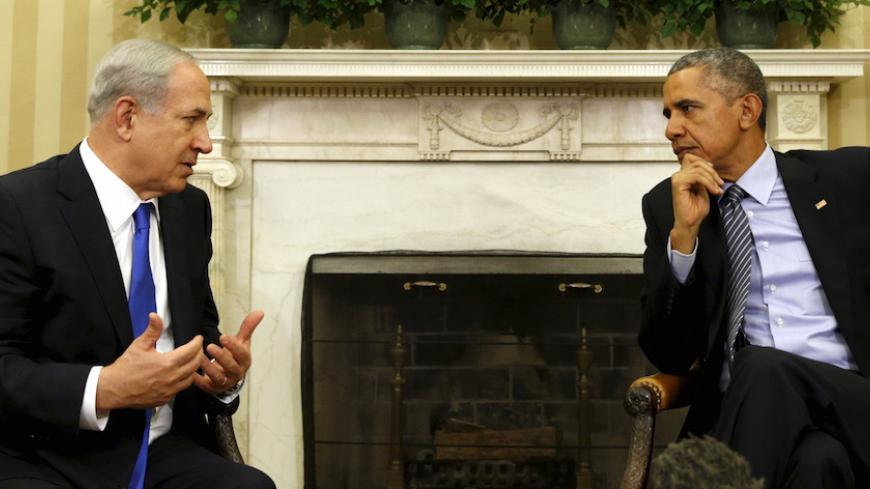 U.S. President Barack Obama meets with Israeli Prime Minister Benjamin Netanyahu in the Oval office of the White House in  Washington November 9, 2015.  The two leaders meet here today for the first time since the Israeli leader lost his battle against the Iran nuclear deal, with Washington seeking his re-commitment to a two-state solution with the Palestinians. REUTERS/Kevin Lamarque  - RTS66HY