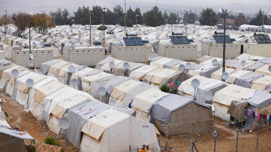 A general view of Nizip refugee camp, near the Turkish-Syrian border in Gaziantep province, Turkey, November 30, 2016. REUTERS/Umit Bektas - RTSU1Q4