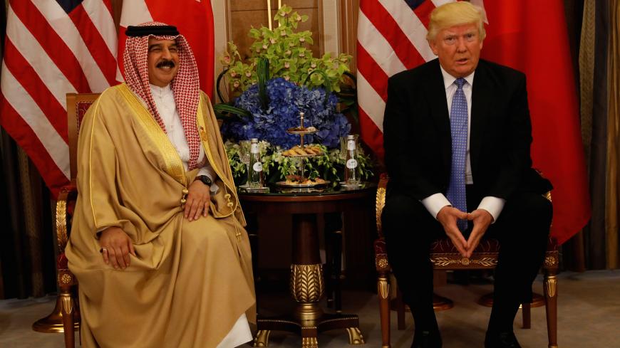 U.S. President Donald Trump meets with Bahrain's King Hamad bin Isa Al Khalifa in Riyadh, Saudi Arabia, May 21, 2017. REUTERS/Jonathan Ernst - RC13B91C4690