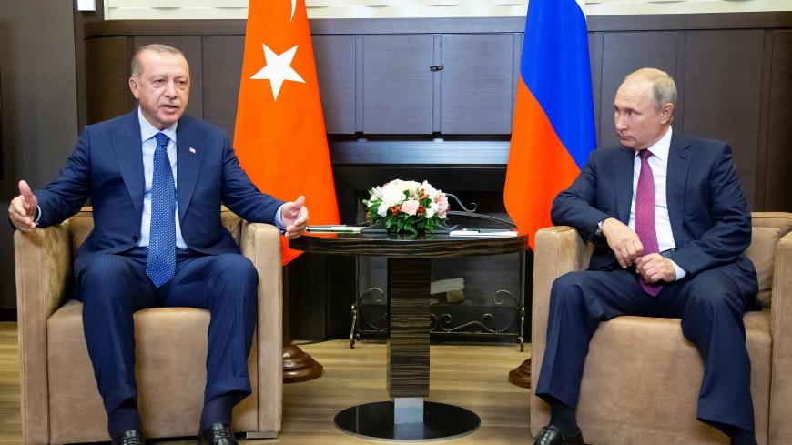 Russian President Vladimir Putin (R) meets with his Turkish counterpart Tayyip Erdogan in Sochi, Russia September 17, 2018. Alexander Zemlianichenko/Pool via REUTERS - RC1991A9AFA0