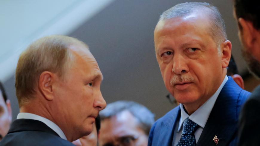Russian President Vladimir Putin (L) meets with his Turkish counterpart Tayyip Erdogan in Sochi, Russia September 17, 2018. Alexander Zemlianichenko/Pool via REUTERS - RC18F9BB9500